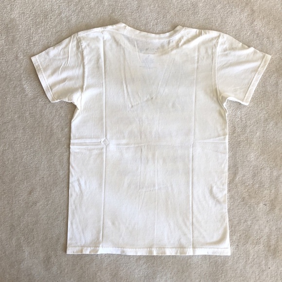 Super soft and cozy American flag tee - Picture 2 of 12